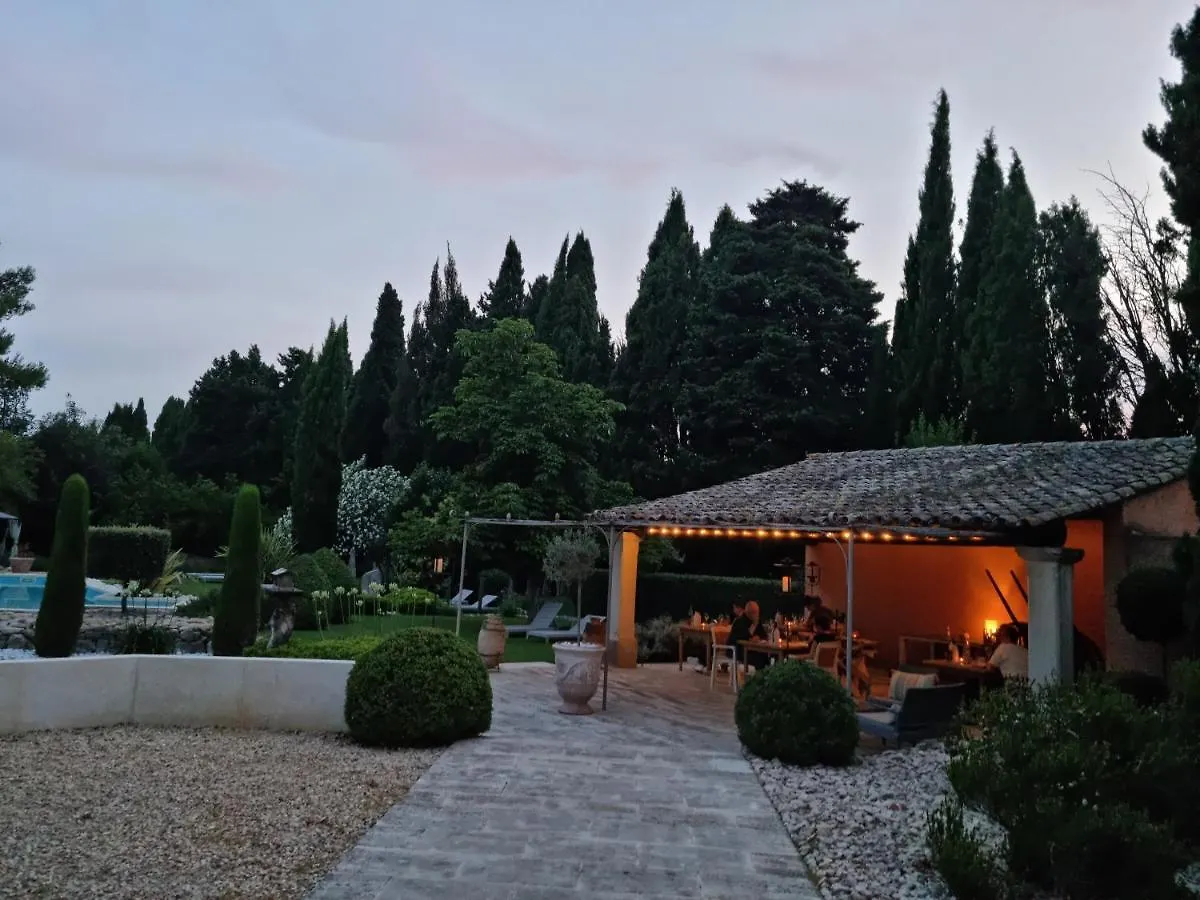 Le Clos Des Cypres Maison D'Hotes De Charme - Diner Gourmet & Bien-Etre Graveson 3*,  Francja
