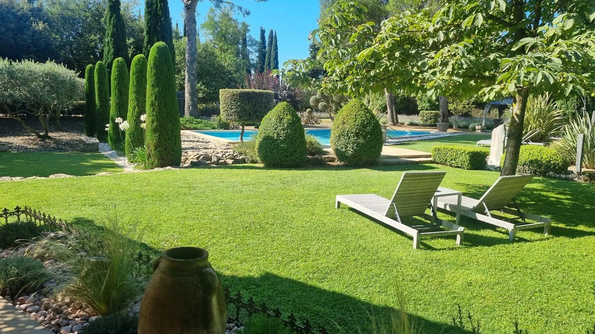 *** Nocleg ze śniadaniem Le Clos Des Cypres Maison D'Hotes De Charme - Diner Gourmet & Bien-Etre Graveson Francja