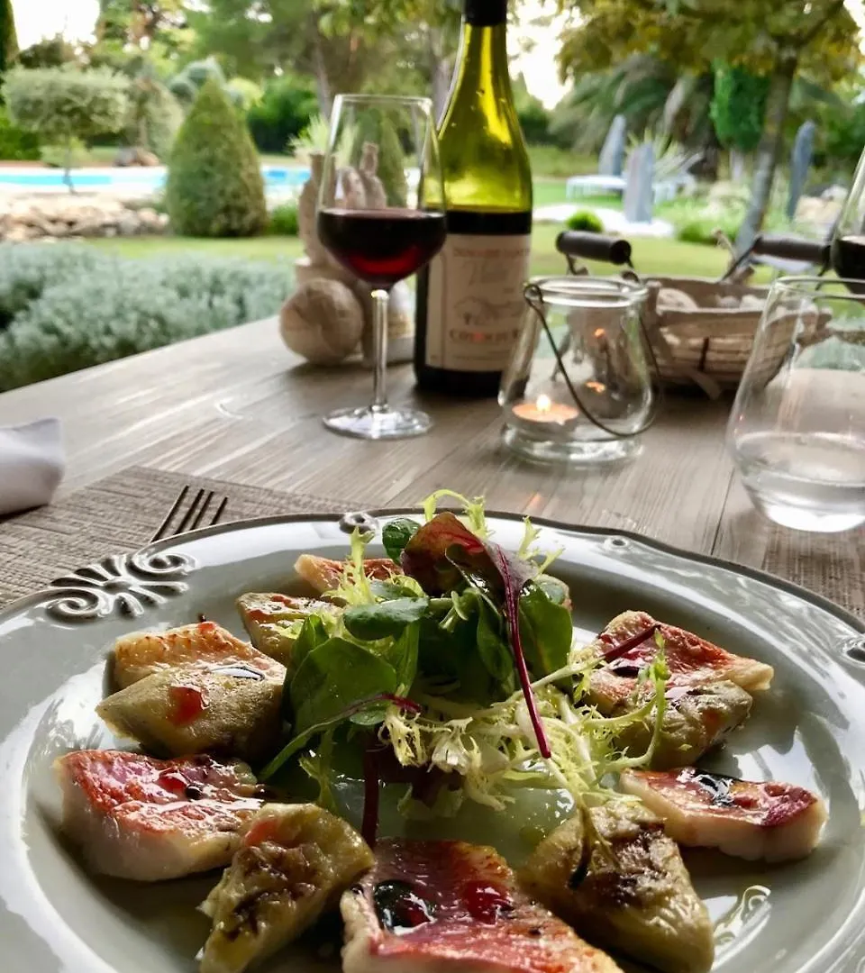 *** Nocleg ze śniadaniem Le Clos Des Cypres Maison D'Hotes De Charme - Diner Gourmet & Bien-Etre Graveson Francja